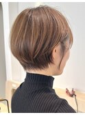 上品な大人女性のためのショートボブ