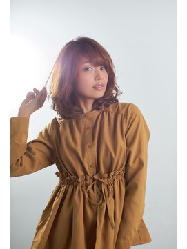 ラル(Lull) くびれレイヤーミディアム