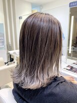 ブラウン(Brown) 白髪ぼかしハイライト★忙しいママにぴったりなスタイル