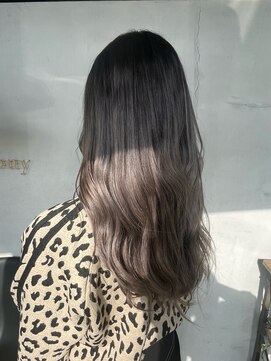 ピオニー(PEONY) ハイトーングレージュ