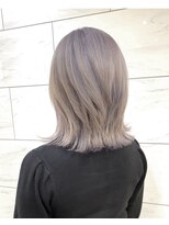 ループ(LOOP) ホワイトカラー