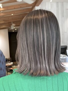 ラグーン(LAGOON) バレイヤージュグレージュハイライトダブルカラーケアブリーチ