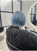 ペールブルー
