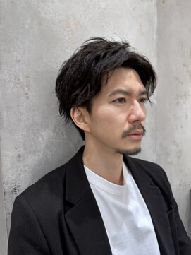 ロンドアベニール 北千住(Lond avenir) men'sメンズスペインカールフェザーパーマニュアンスパーマ