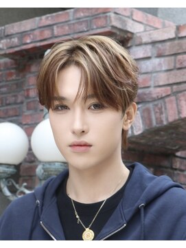 オーシャントーキョー 心斎橋(OCEAN TOKYO WEST) メンズセンターパートハイライト韓流ヘアナチュラルヘア