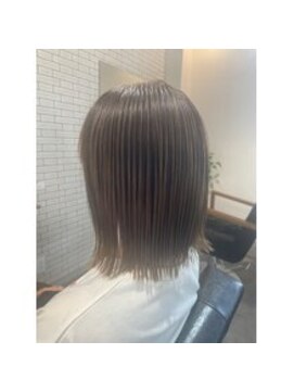 アルセ(arce) 酸性ストレートで叶える、自然な艶髪