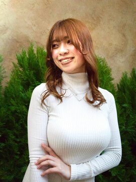 ビュートリアム 梅田(BEAUTRIUM) ブリーチなし！で作るハイトーンブラウン