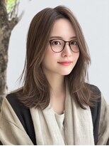 レア 新越谷(LEA) ナチュラルウェーブレイヤー × オリーブベージュ