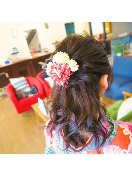 ブラウンヘアー(BROWN HAIR) 卒業ヘア