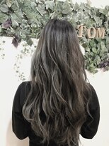 トムヘアーデザイン 香里園店(TOM HAIR DESIGN) ☆デザインカラー☆ハイライト×ハイグレージュ☆