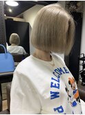 プラチナベージュ　くすみベージュ　bob hiro