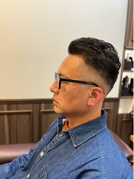 ミリオンバックス 上野(Million Bucks) スキンフェード/ミドルフェード[メンズ/上野]