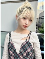 ホスタ 大阪梅田店(fosta)&nbsp;ベージュインナーカラーショートボブレイヤーミディアム前髪