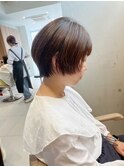 【森千晶】襟足すっきり収まる大人丸みショート