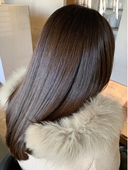 シェアサロンヘアー(share salon Hair)の写真/【姫路駅徒歩5分】髪のダメージを最小限に抑える施術が◎髪の内側から補修し、ツヤのある仕上がりに＊