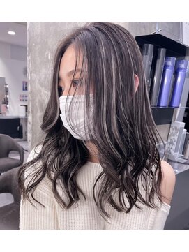 キング 高槻(K!ng) ハイライトカラーミルクティーベージュケアブリーチダブルカラー