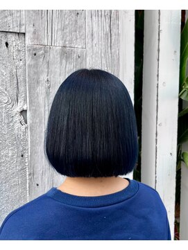 アン(Hair make un) ネイビーブルー