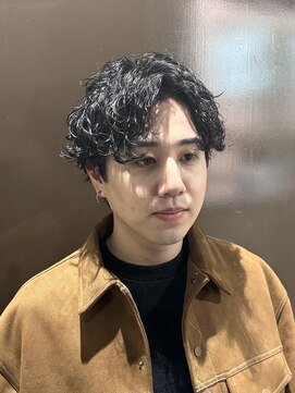 ランディ(RANDY) メンズ/ミディアムセンターパート/波巻きスパイラル 【RANDY】