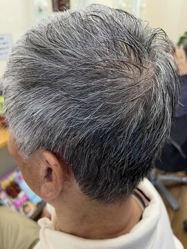 モナ(MONA) 男性カット