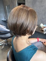 ユウシヘアー(Yushi Hair) ショートと細めハイライト