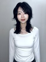 トリア(the tria)&nbsp;ハイレイヤーウルフスタイル