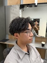 リレーションメンズヘアー(RELATION MEN'S HAIR) センター分けツーブロックツーブロックマッシュマンバンヘア