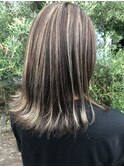 【Lela Pearl 高知】フルホイルブリーチ グレージュ