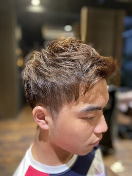 レパーン(Lepa) アップバングショート