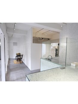 [HPB AWARD 2025 BEST SALON 注目サロン]完全個室完備のアットホームな空間で、お気軽ご相談下さい。