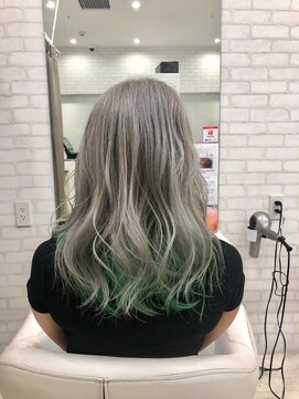 アンドヘアー(AND HAIR) ホワイトカラー×ライトグリーン