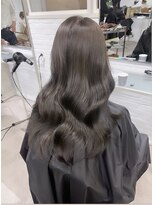 ムク 新宿(muc)&nbsp;透け感アッシュグレージュ×レイヤーカット