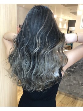 ルービックセカンド 和歌山(Rubik's 2nd) イルミナカラーグラデーション×ハイライト