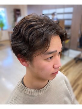 スワン山の田 ゆるパーマ×センターパート