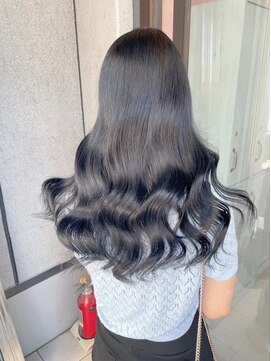 ワンズ リー 上大岡店(One's ly) 前髪/アンブレラカラー/こなれミディ/イメチェン/ウェーブパーマ