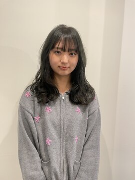 ユニコ(unico) オリーブグレージュ/オリーブ/赤み消しカラー