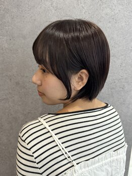 シュカー(SHUKR)の写真/【小路駅徒歩5分】印象を大きく左右する顔周りのカットは《SHUKR》で♪結んでも可愛い憧れスタイルに＊