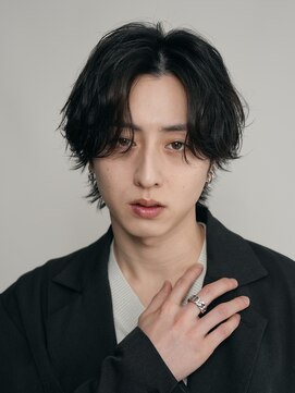 バイフィフス 原宿/表参道(by fifth) 30代センターパートシャドウパーマスパイラルパーマルーズパーマ