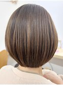 ひし形ショートボブ