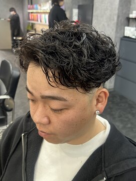 ゼノ 海老名(XENO) シャドウパーマラウンドマッシュフェザーパーマ眉毛