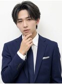 黒髪ビジカジマッシュセンター分けシースルーバング