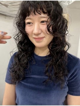 ヘン(hen) 【心斎橋hen】ロングパーマ　20代