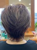 ナチュラルヘアーラック&nbsp;ひし形シルエット