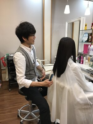 毎日扱いやすくお手入れをもっと楽に♪骨格＆髪質を見極め丁寧にカットしていきます!!小顔Styleを創る…☆