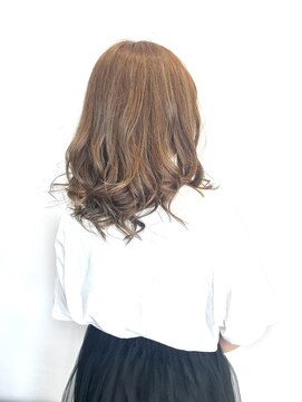 アヤナ バイ アヤラ(ayana by ayala) アッシュベージュ［浦安 新浦安 葛西 南行徳］