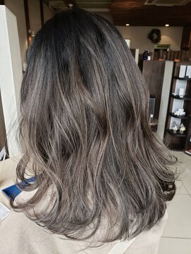 レイヘアービューティーサロン(LEI HAIR BEAUTY SALON) グレーベージュ☆
