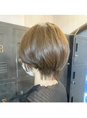 ショートボブ