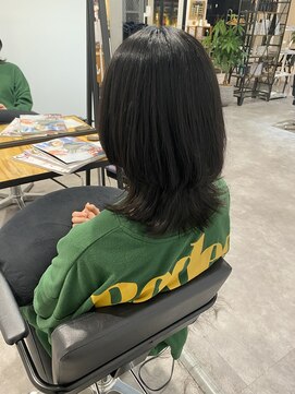 ナンバー(number+) 20代30代大人可愛いツヤ感ボブウルフ