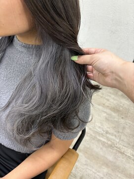 プライズ アイリス 池袋東口店(prize Iris) インナーカラー/グレー/寒色カラー/エクステ/池袋