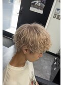 ホワイトベージュ×ミニウルフ