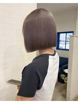 シェミール(CHEMIR) パールグレージュ×切りっぱなしボブ【四日市】